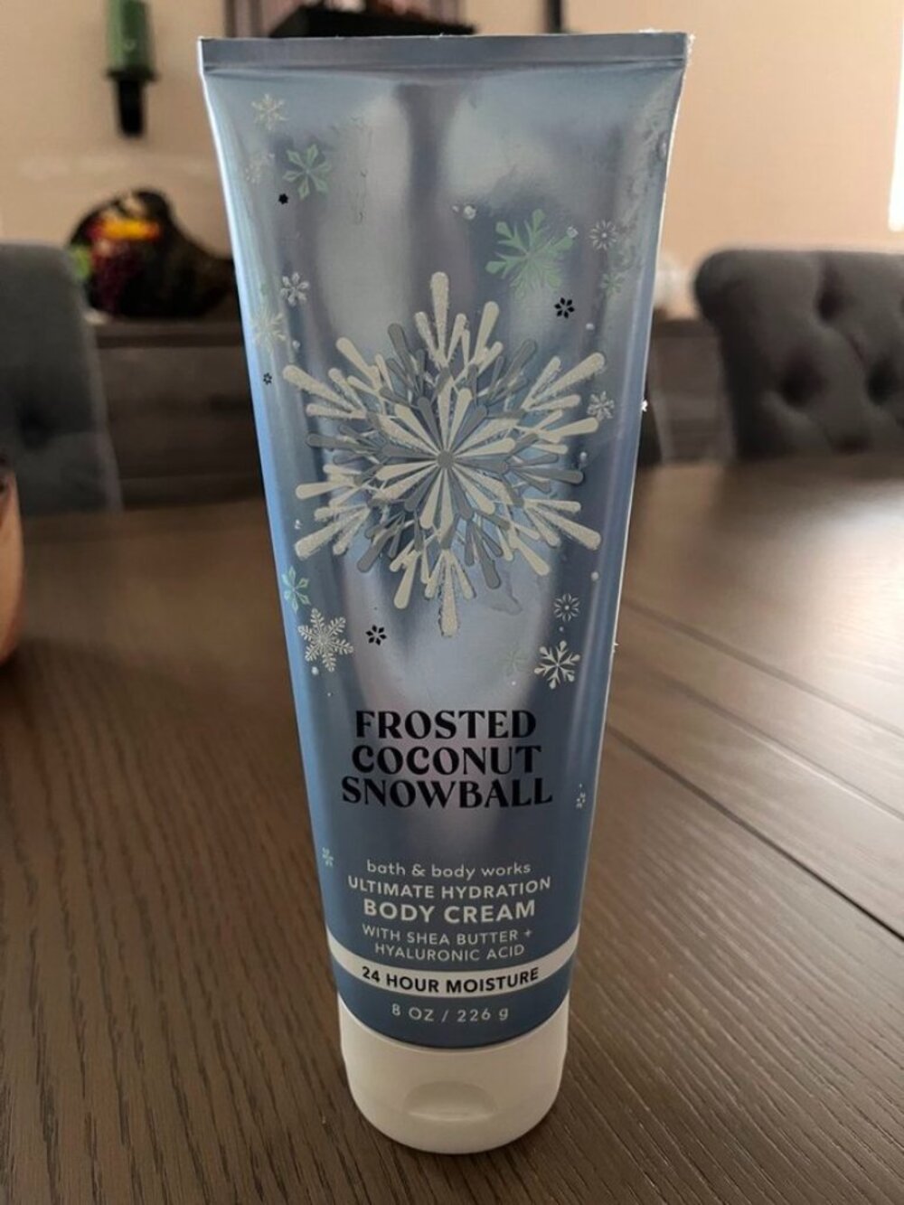 Bath & Body Works Frosted Coconut Snowball Ultimate Moisturizing Body Cream